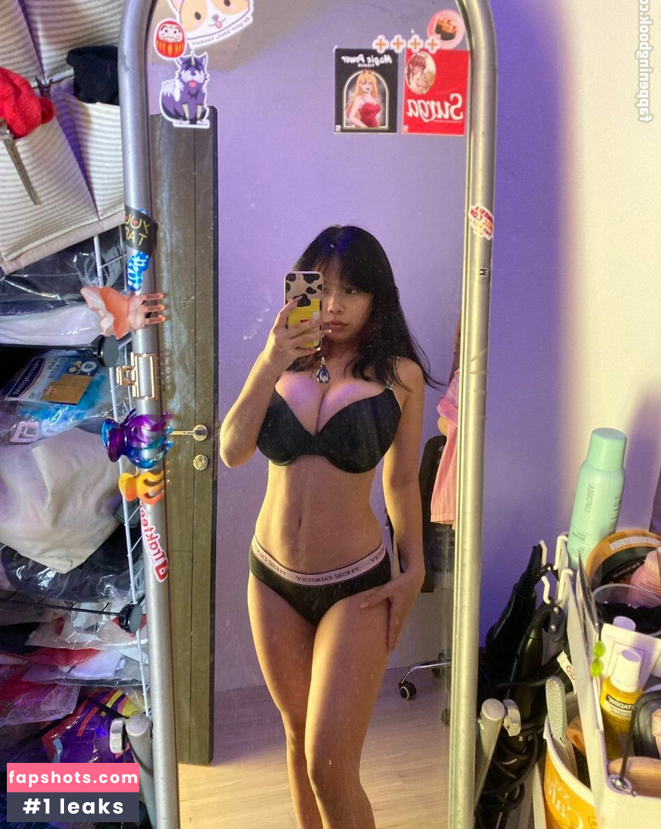 yuura_tamaki gallery photo #16