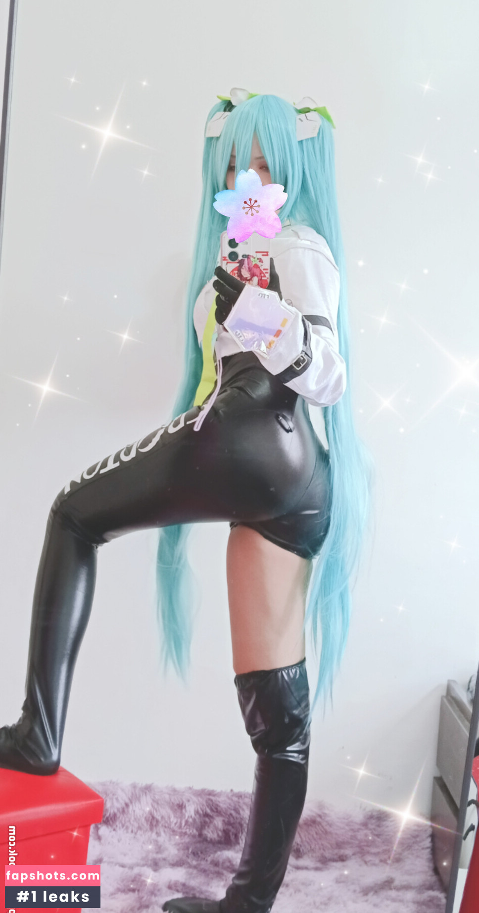 Yuusachii gallery photo #44