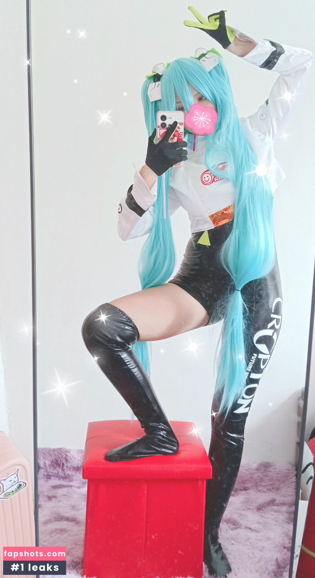 Yuusachii gallery photo #45