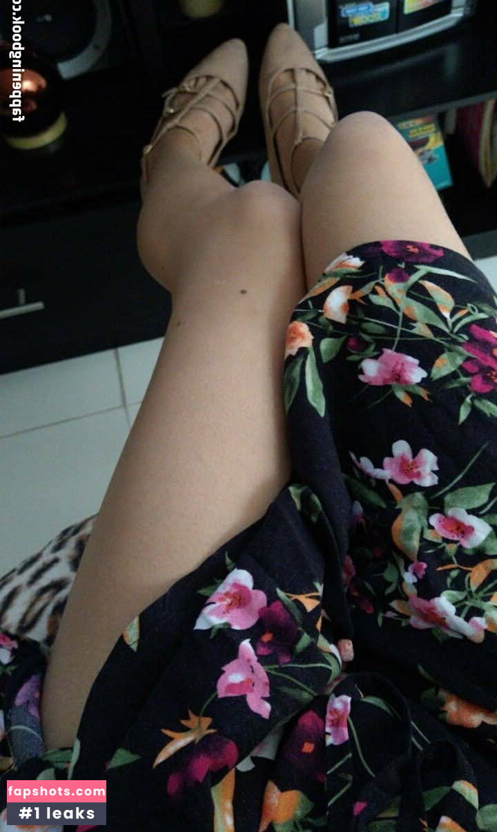 Yuwummie gallery photo #39