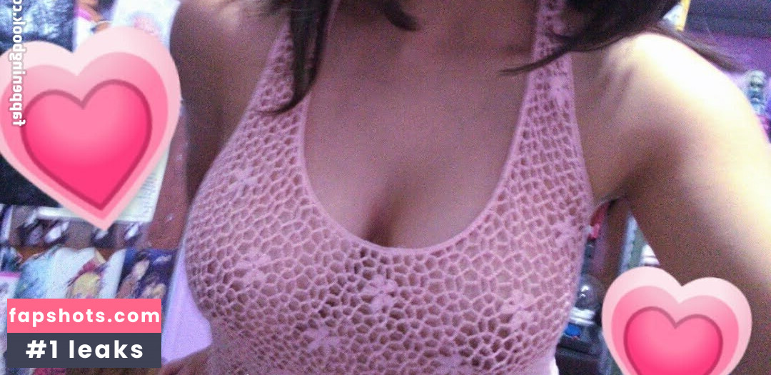 Yuwummie gallery photo #5