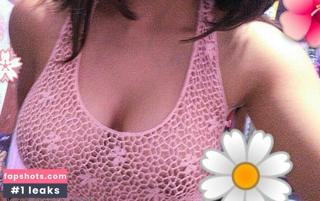 Yuwummie gallery photo #6