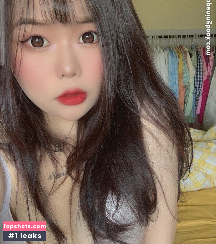 yuxin_cccc Nude Leaks OnlyFans Photos #6 - Fapshots