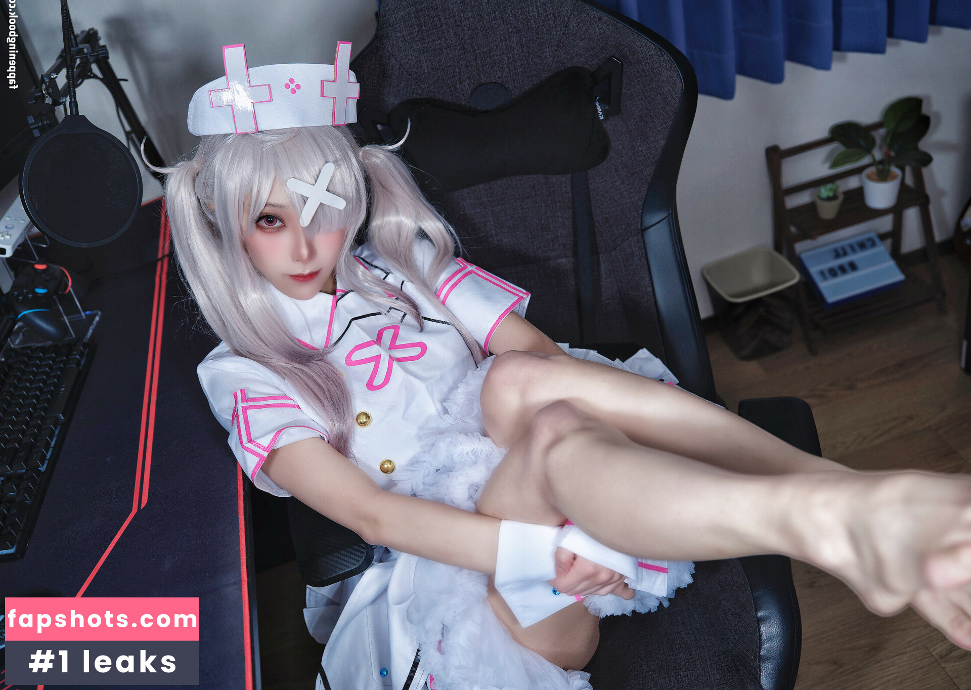 yuyunte nude babe gallery