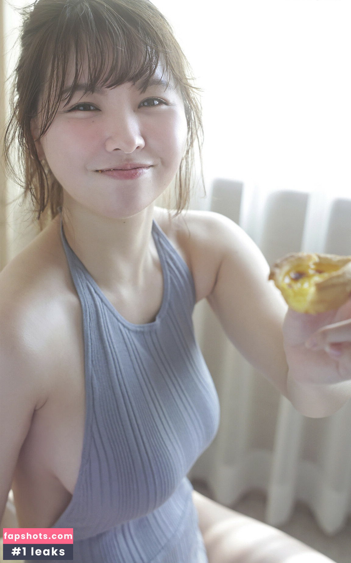 Yuzuha Hongo gallery photo #28