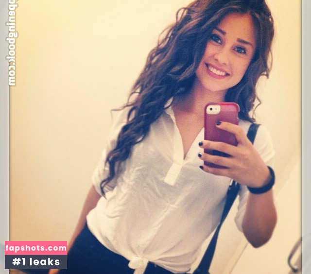 Yvette Monreal gallery photo #19