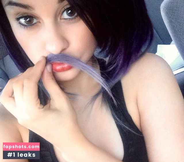 Yvette Monreal gallery photo #28