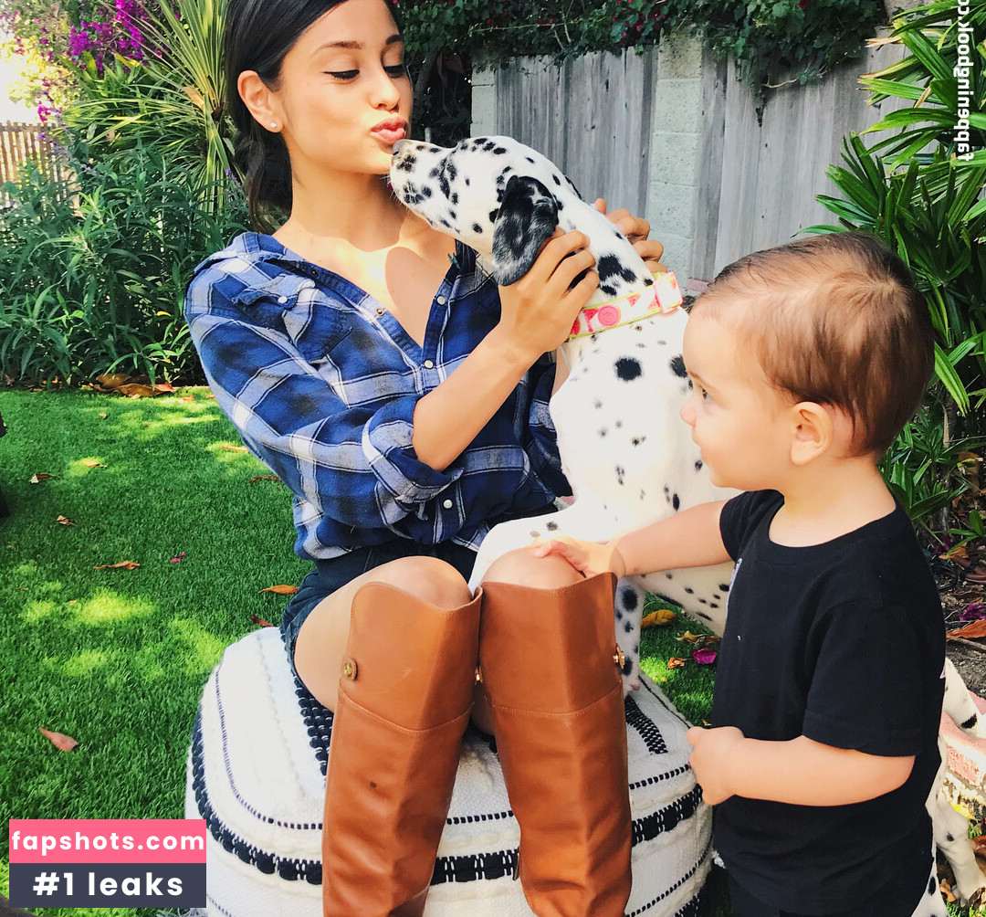 Yvette Monreal gallery photo #46