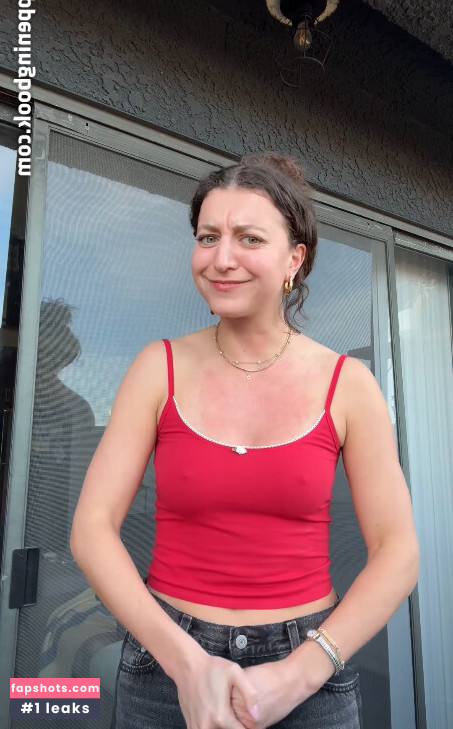 Yvette Segan gallery photo #6