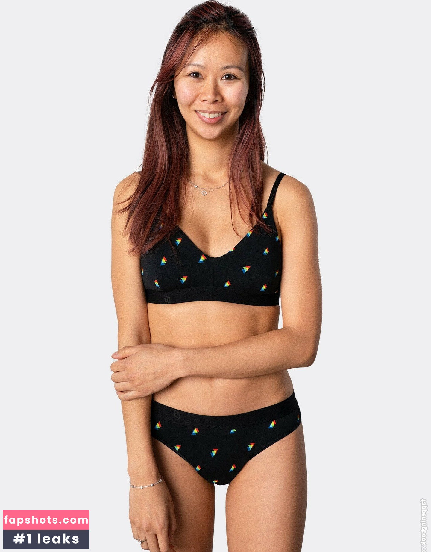 Yvonne Ho nude babe gallery