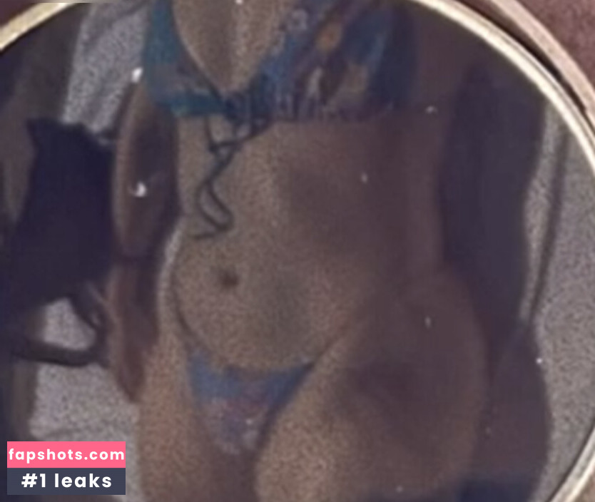 Yvonne Pferrer gallery photo #31