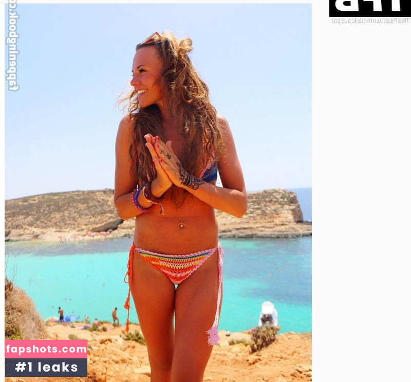 Yvonne Pferrer gallery photo #37