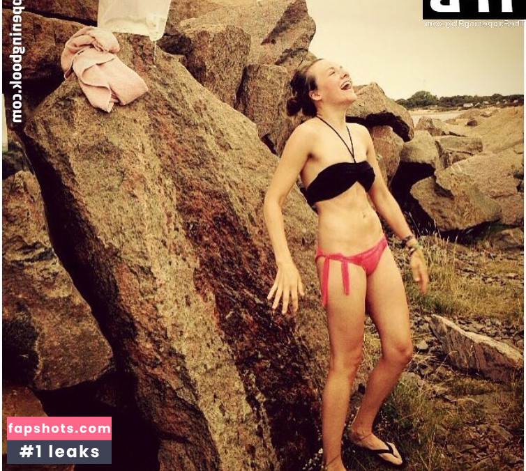 Yvonne Pferrer gallery photo #42