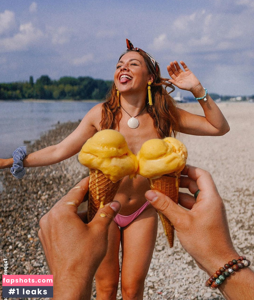 Yvonne Pferrer gallery photo #49