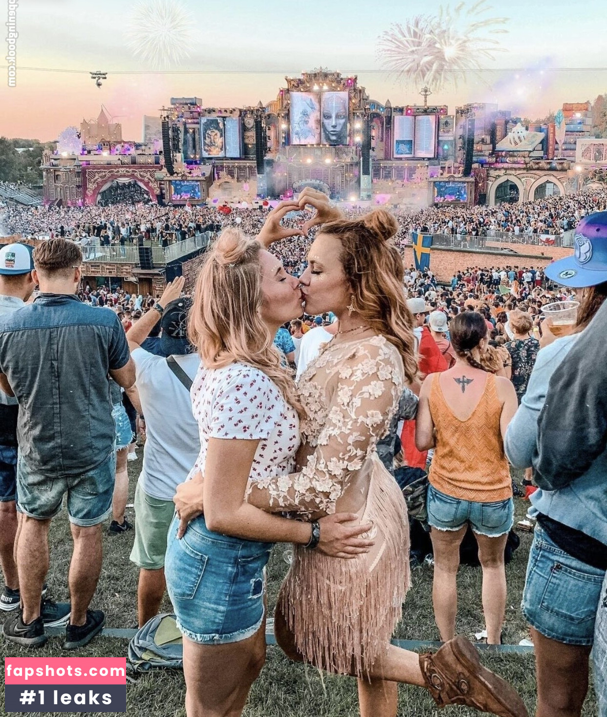 Yvonne Pferrer gallery photo #8