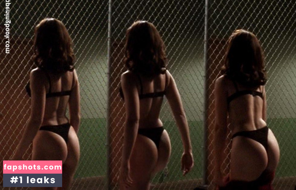 Yvonne Sciò gallery photo #20