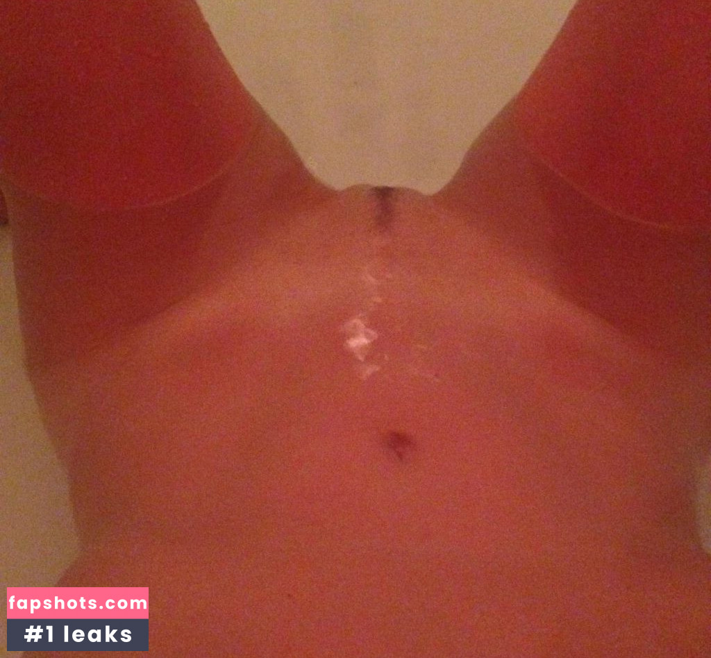 Yvonne Strahovski Nahé úniky fotek pouze od fanoušků #111 - Fapshots