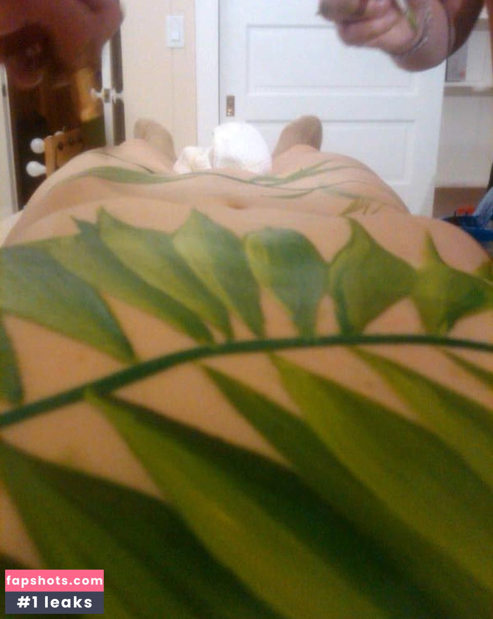 Yvonne Strahovski Nahé úniky fotek pouze od fanoušků #112 - Fapshots