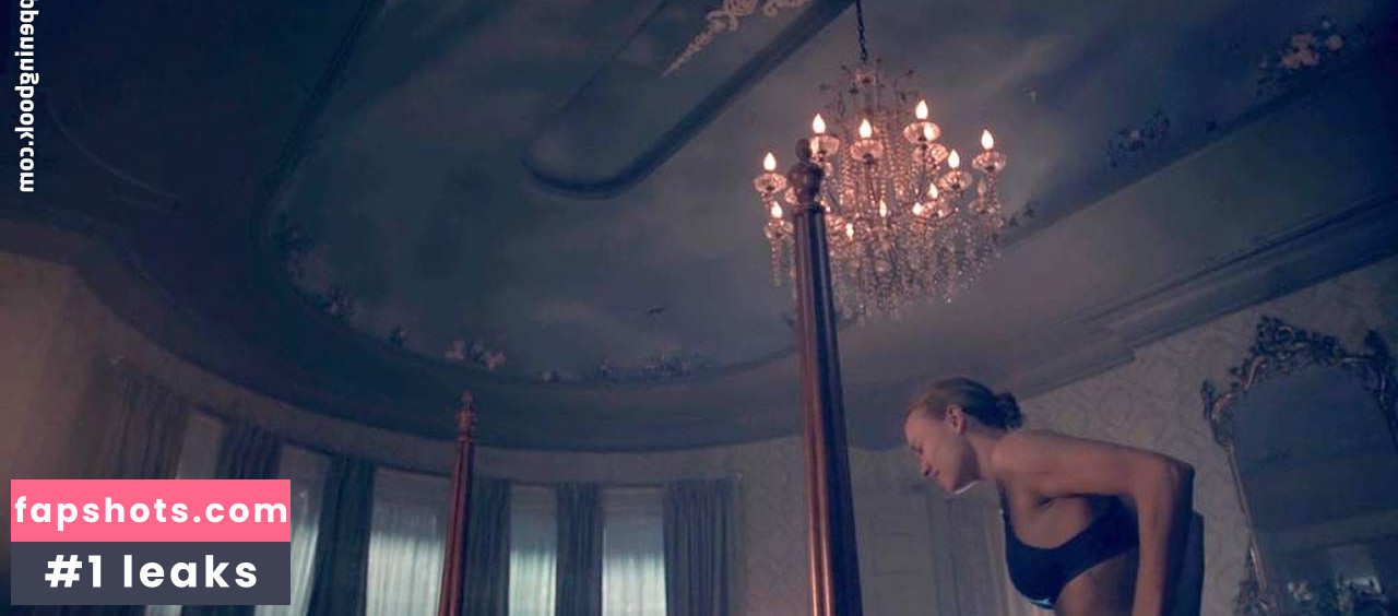 Yvonne Strahovski Nahé úniky fotek pouze od fanoušků #136 - Fapshots