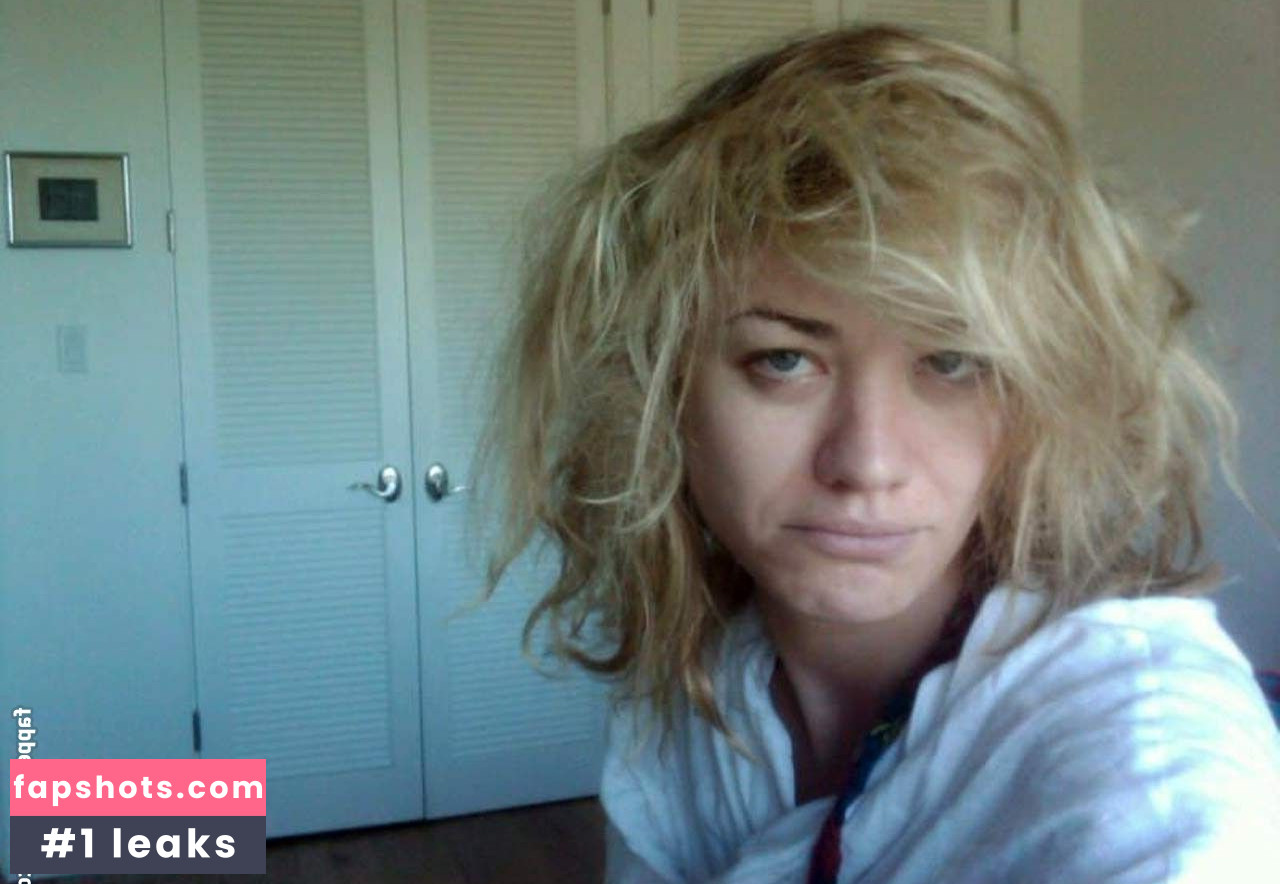 Yvonne Strahovski Nahé úniky fotek pouze od fanoušků #149 - Fapshots