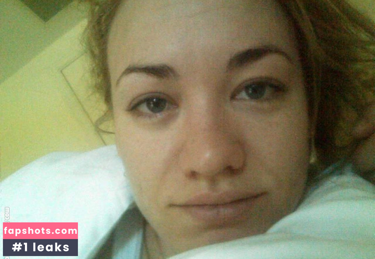 Yvonne Strahovski Nahé úniky fotek pouze od fanoušků #154 - Fapshots