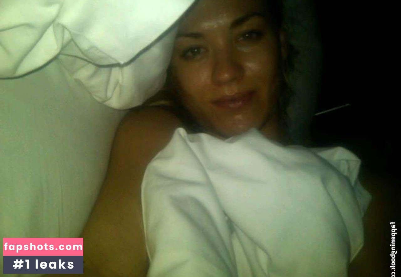 Yvonne Strahovski Nahé úniky fotek pouze od fanoušků #158 - Fapshots