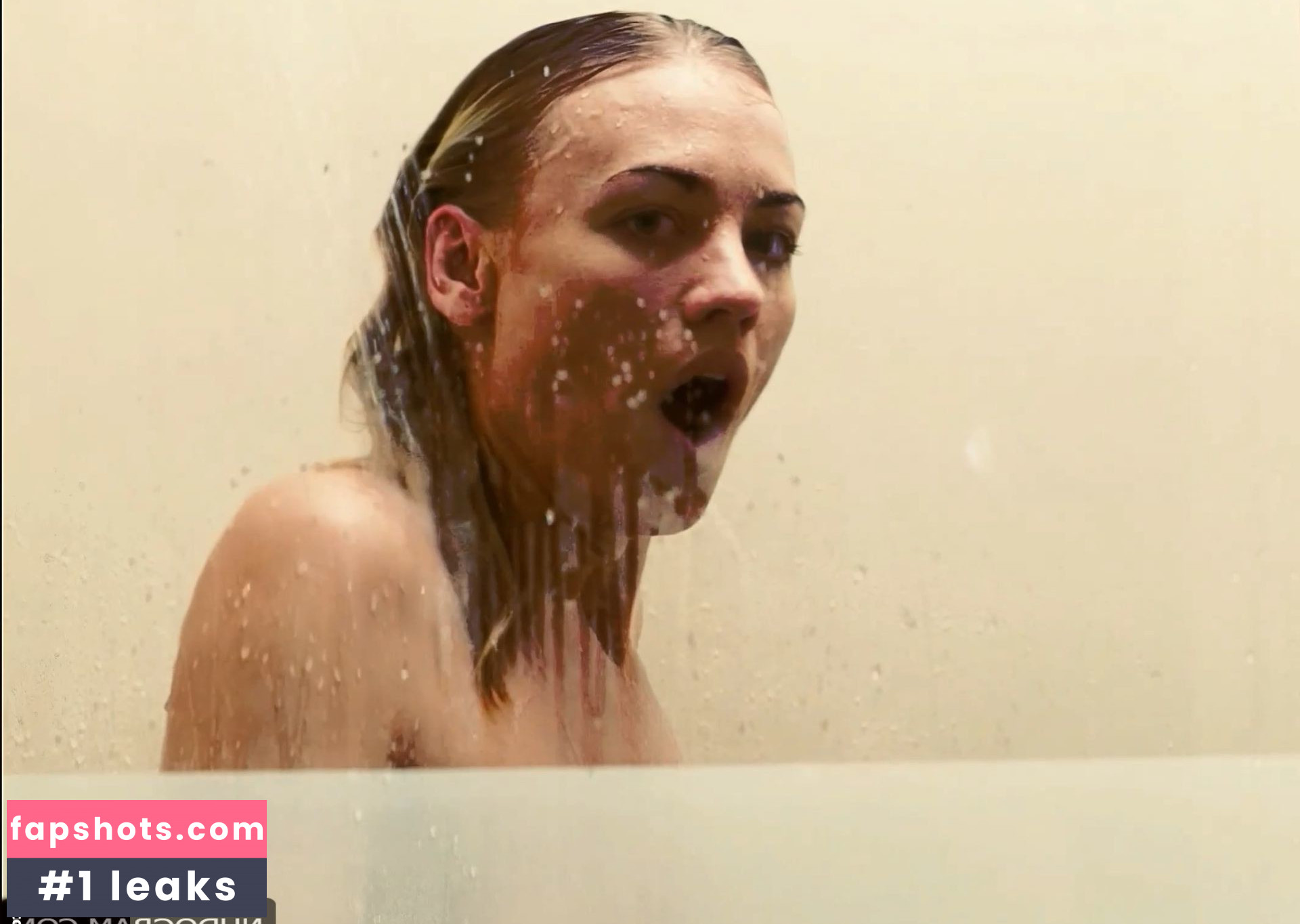 Yvonne Strahovski Nahé úniky fotek pouze od fanoušků #167 - Fapshots