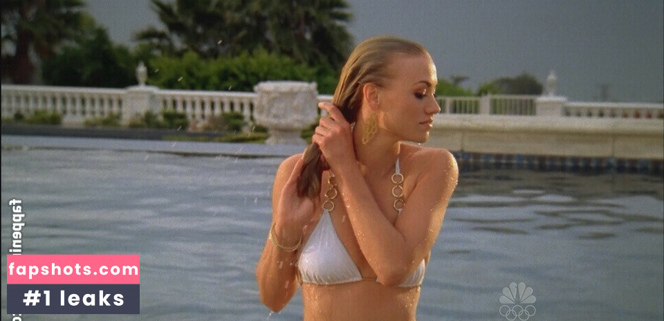 Yvonne Strahovski Nahé úniky fotek pouze od fanoušků #63 - Fapshots