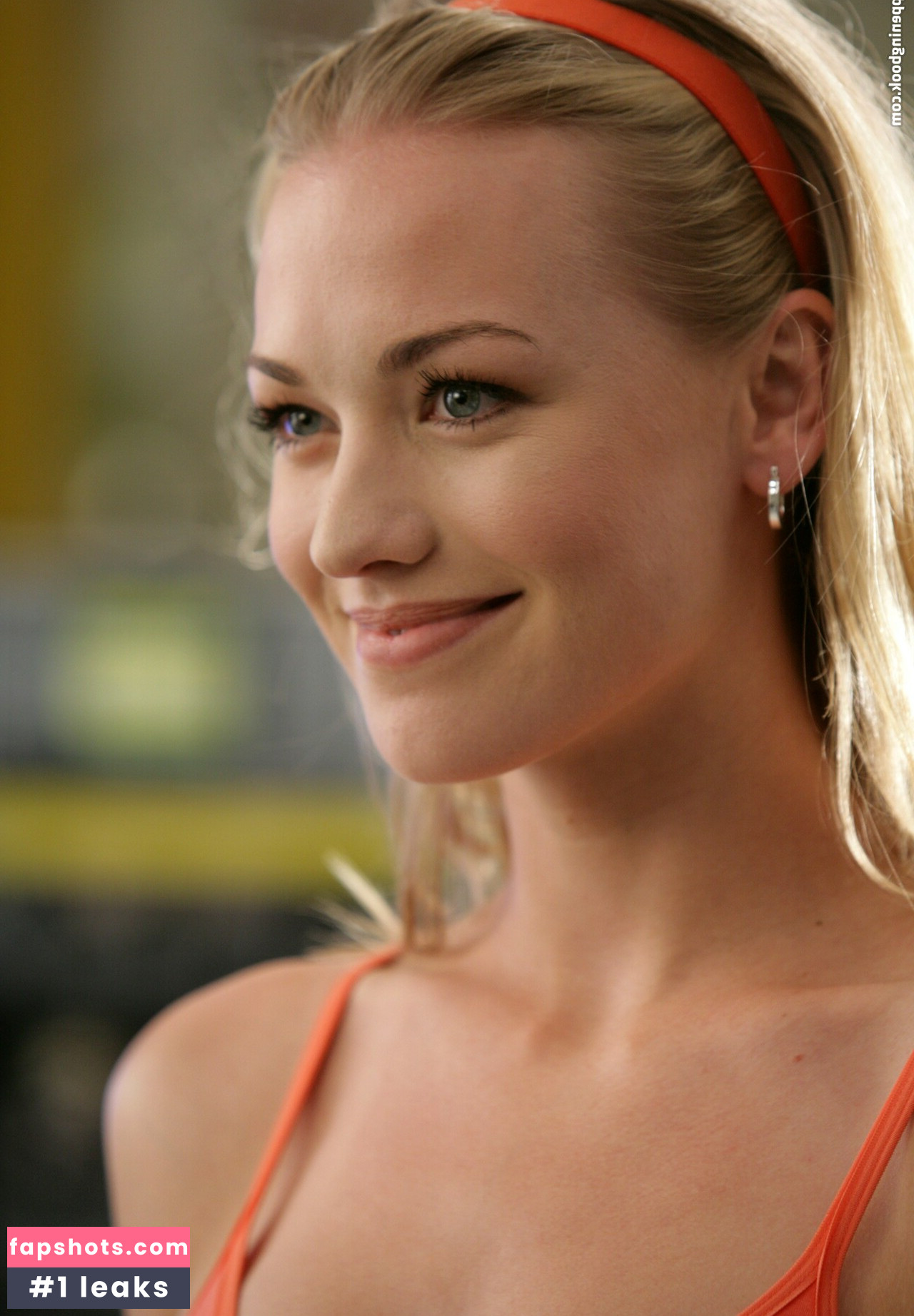 Yvonne Strahovski Nahé úniky fotek pouze od fanoušků #84 - Fapshots