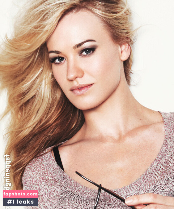 Yvonne Strahovski Nahé úniky fotek pouze od fanoušků #91 - Fapshots