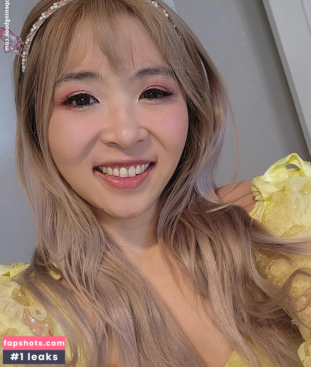 Yvonnie gallery photo #102