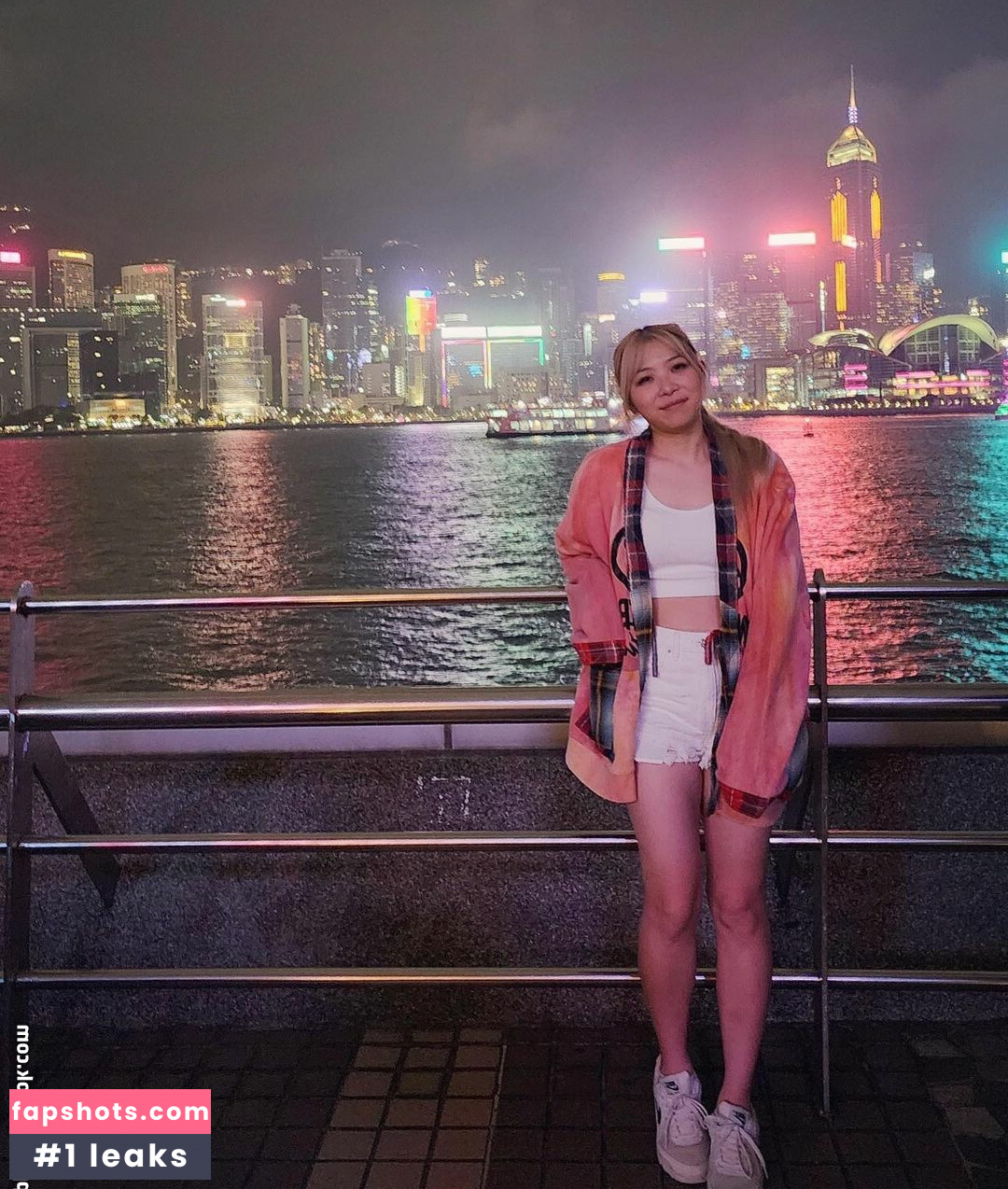 Yvonnie gallery photo #105