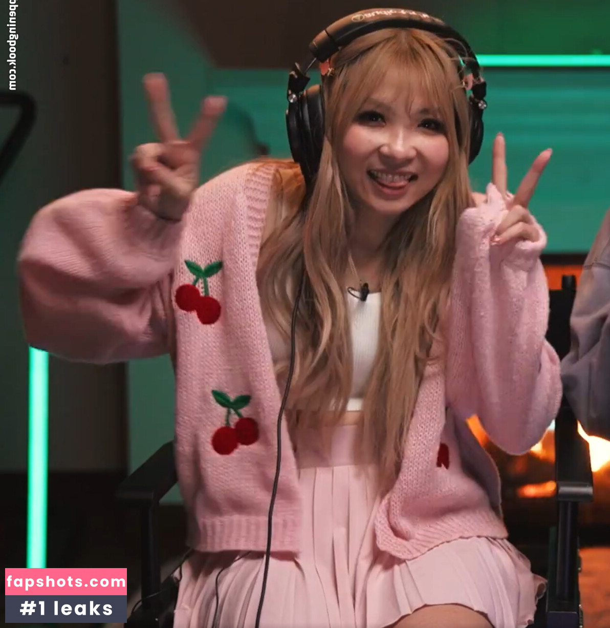 Yvonnie gallery photo #109