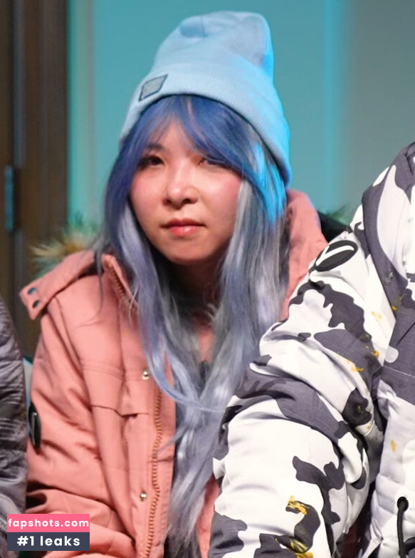 Yvonnie gallery photo #117