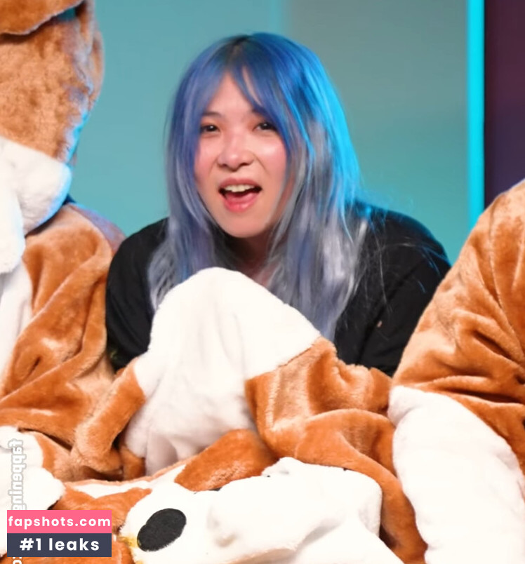 Yvonnie gallery photo #120