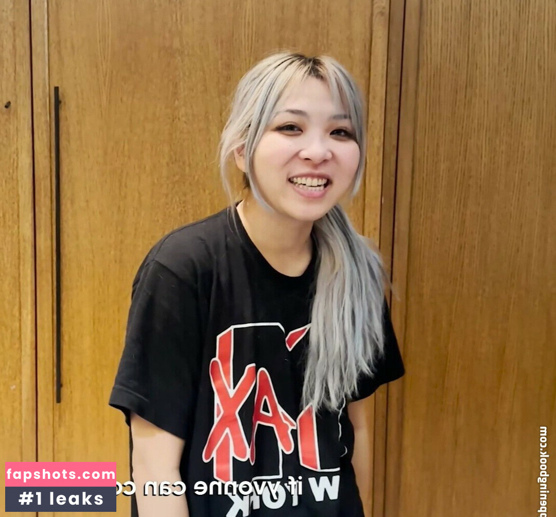 Yvonnie gallery photo #124