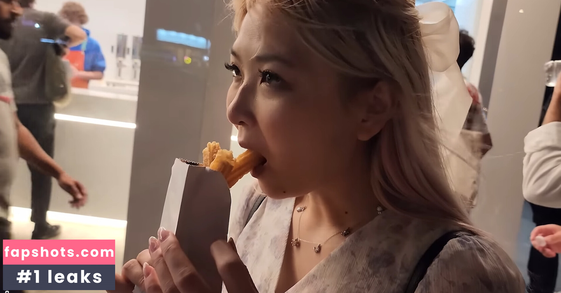 Yvonnie gallery photo #134