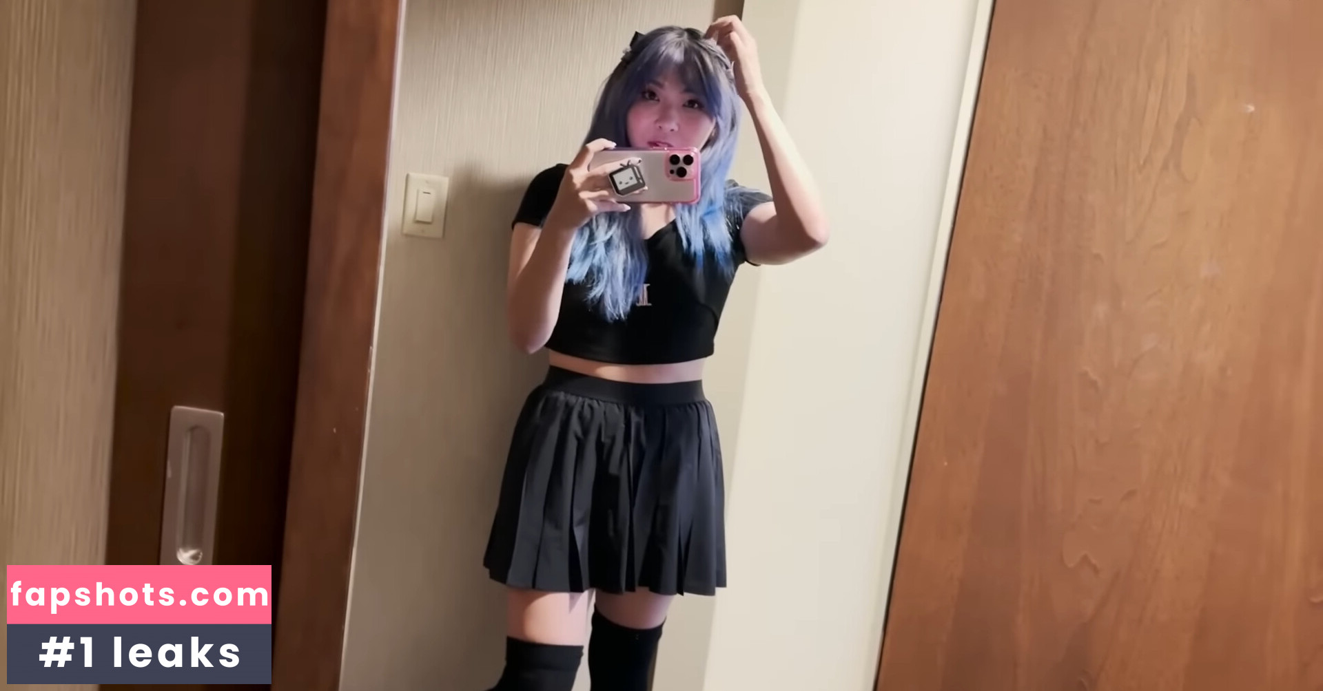 Yvonnie gallery photo #142