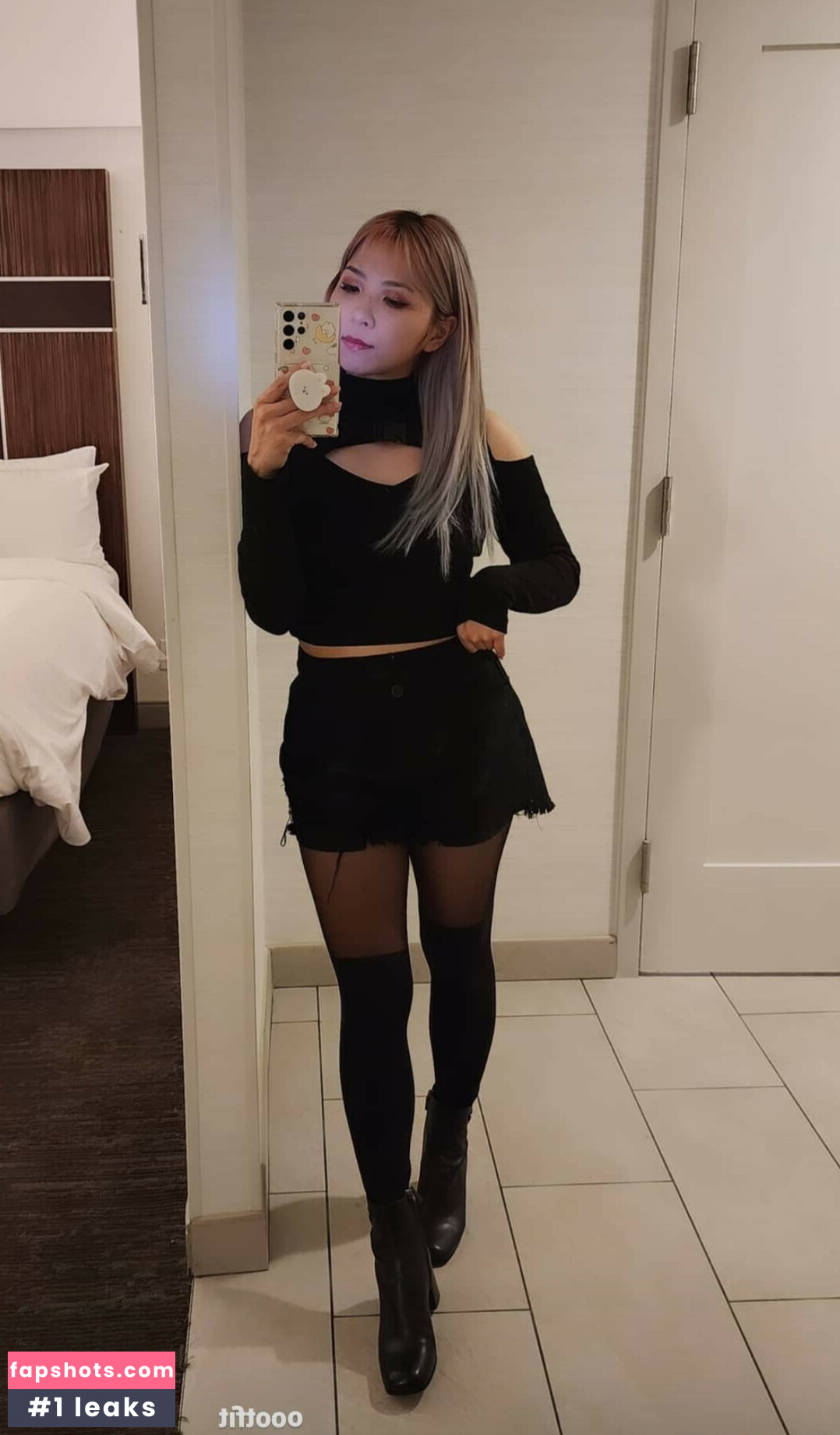 Yvonnie gallery photo #146