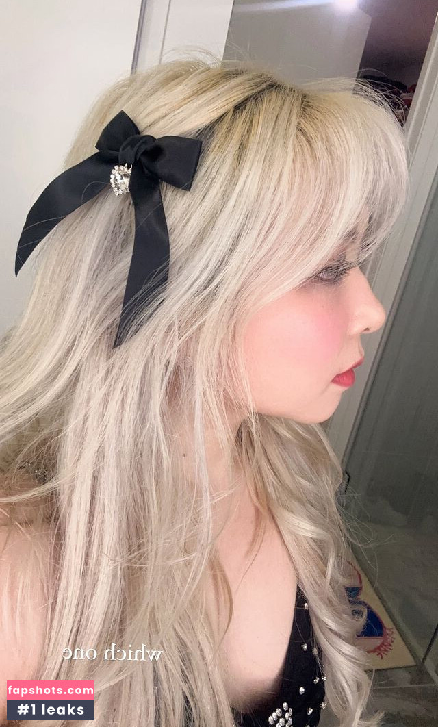 Yvonnie gallery photo #21