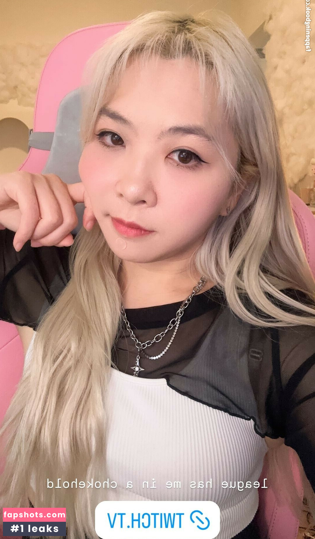 Yvonnie gallery photo #22