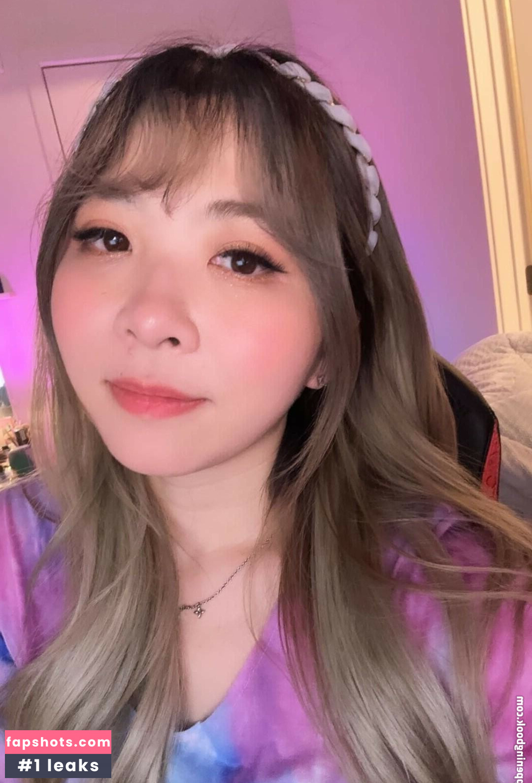 Yvonnie gallery photo #49