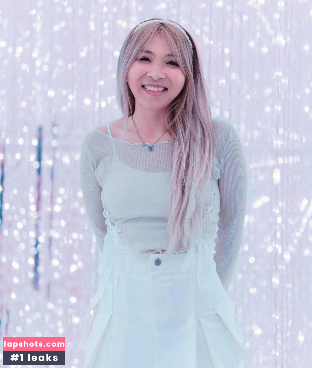 Yvonnie gallery photo #75