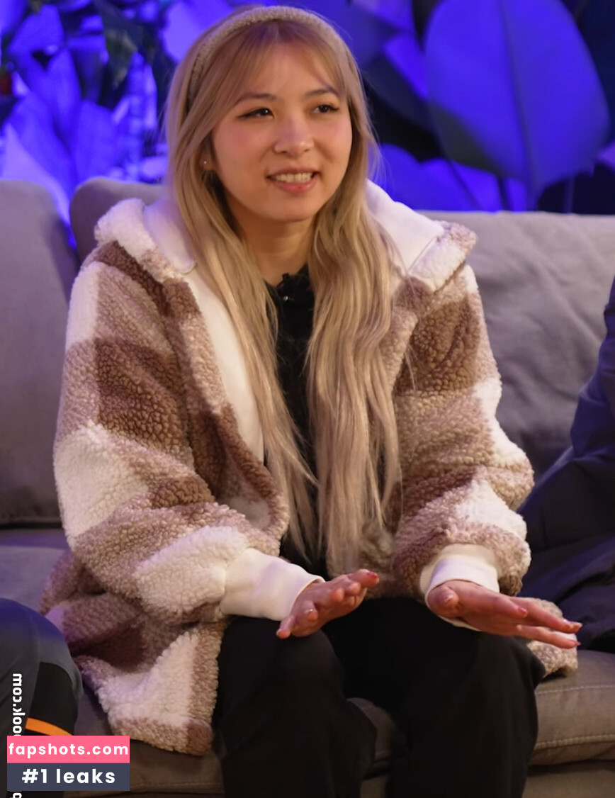 Yvonnie gallery photo #89