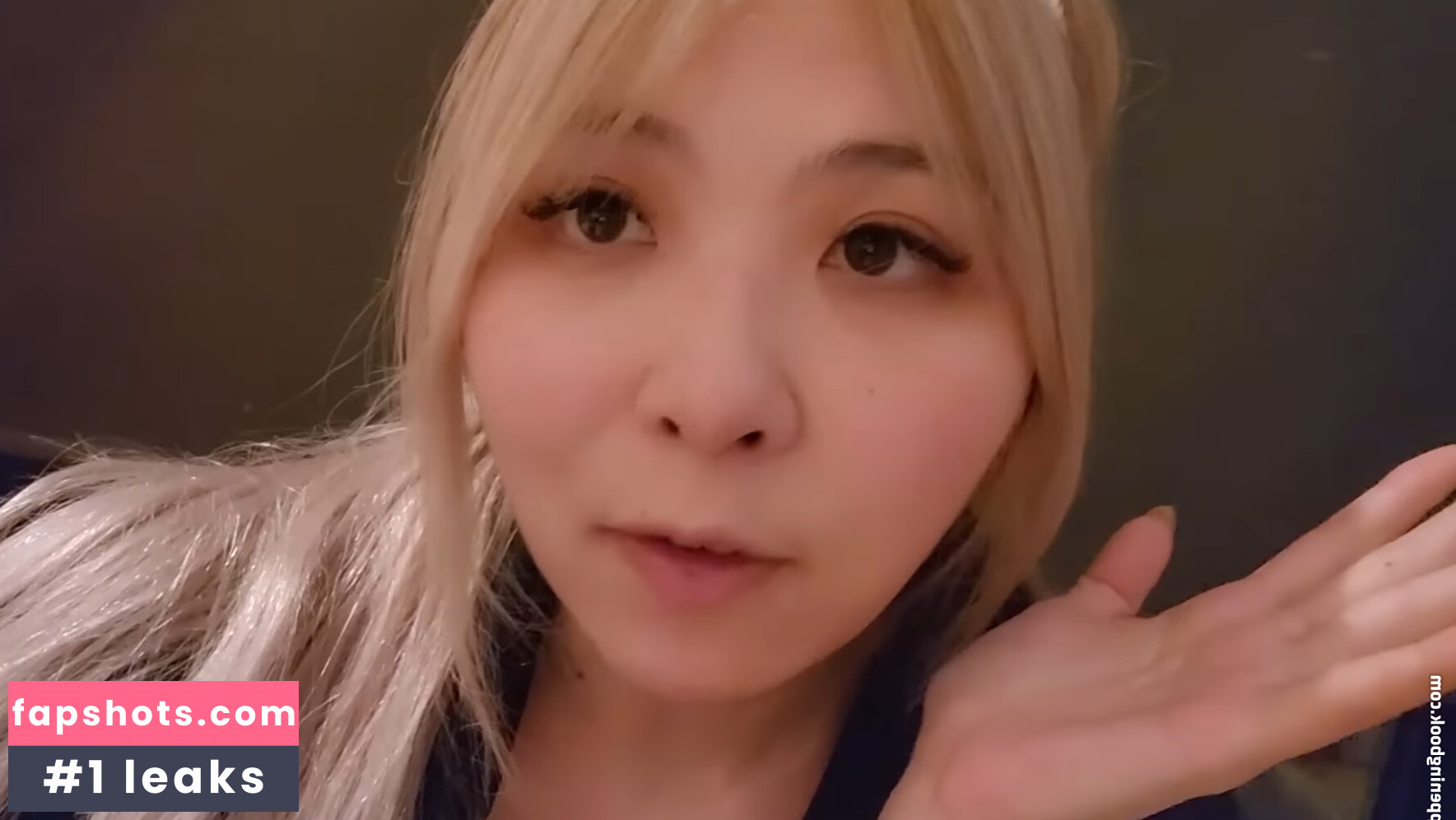 Yvonnie gallery photo #97