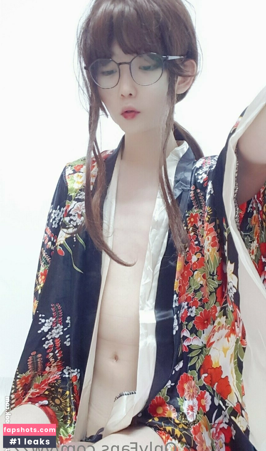 Ywzzz gallery photo #169