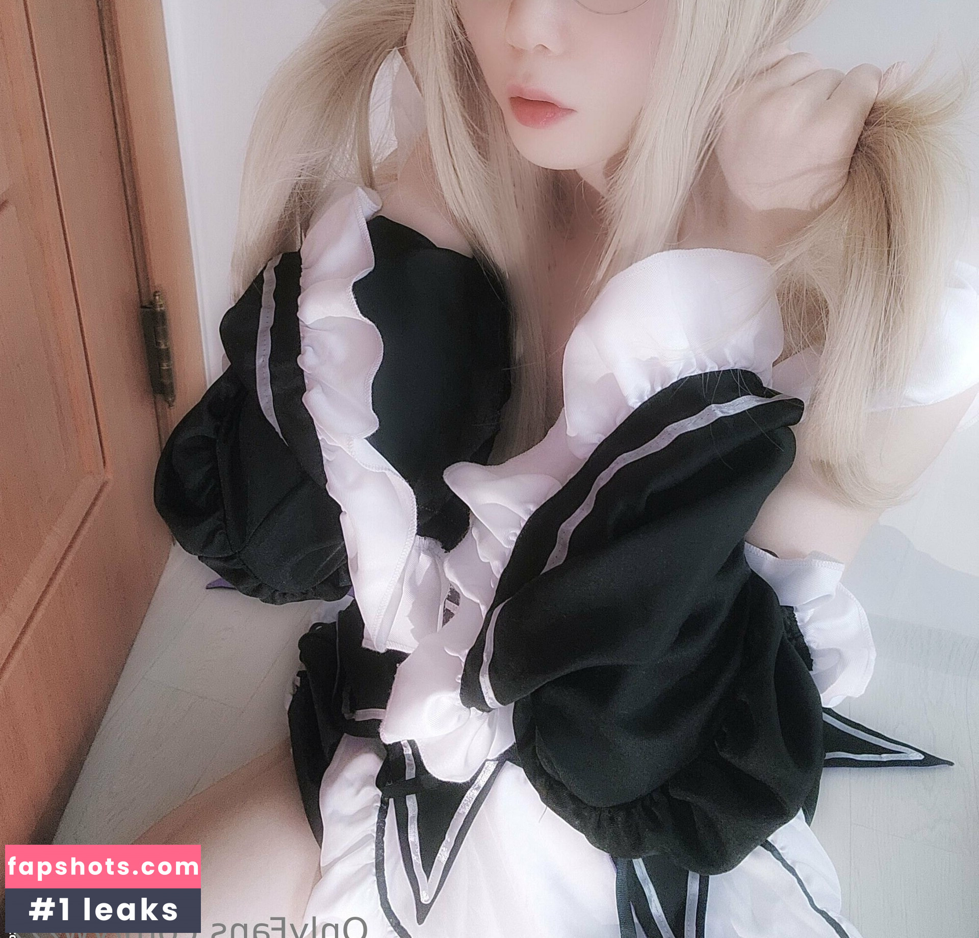 Ywzzz gallery photo #3