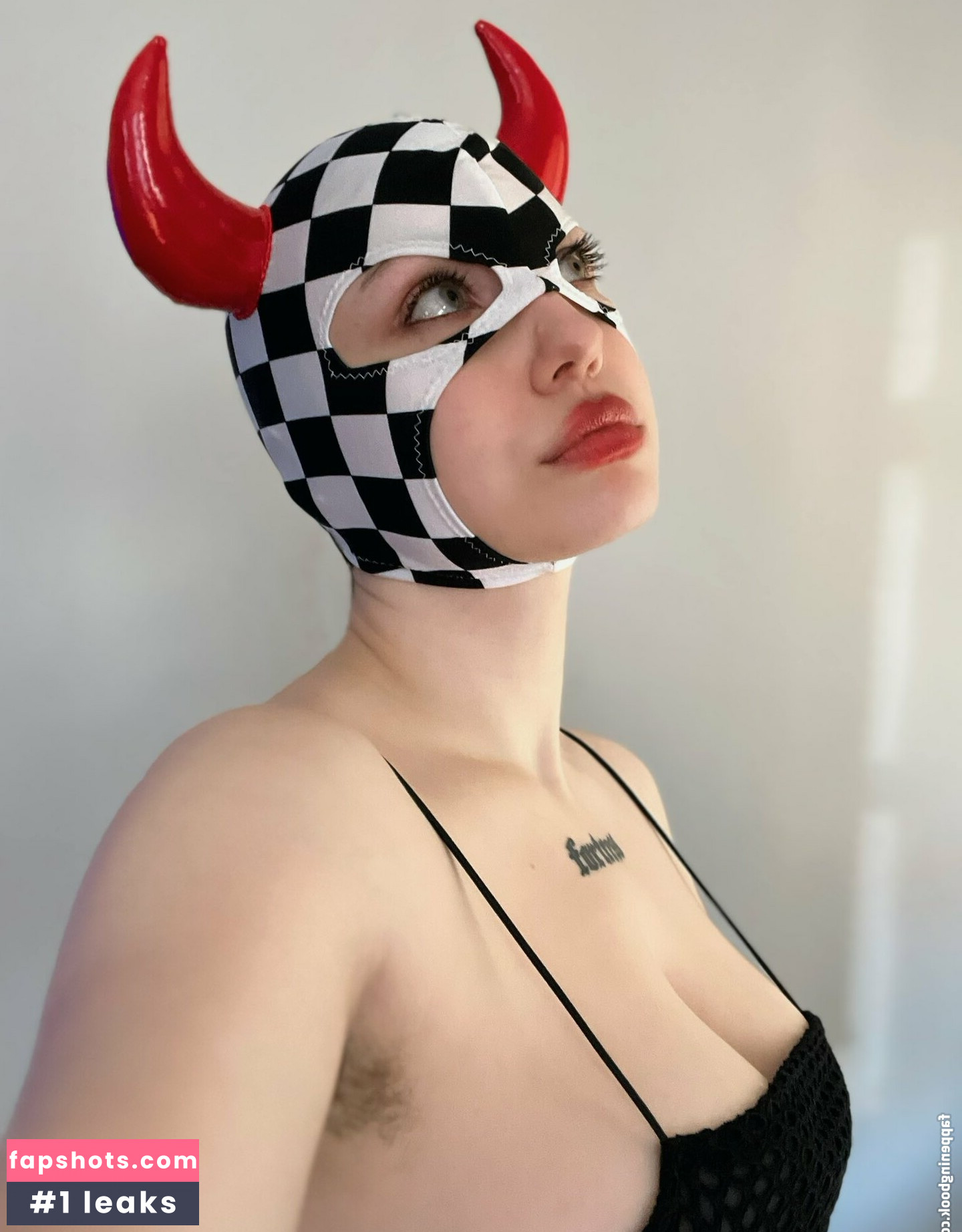 yyentaa gallery photo #8