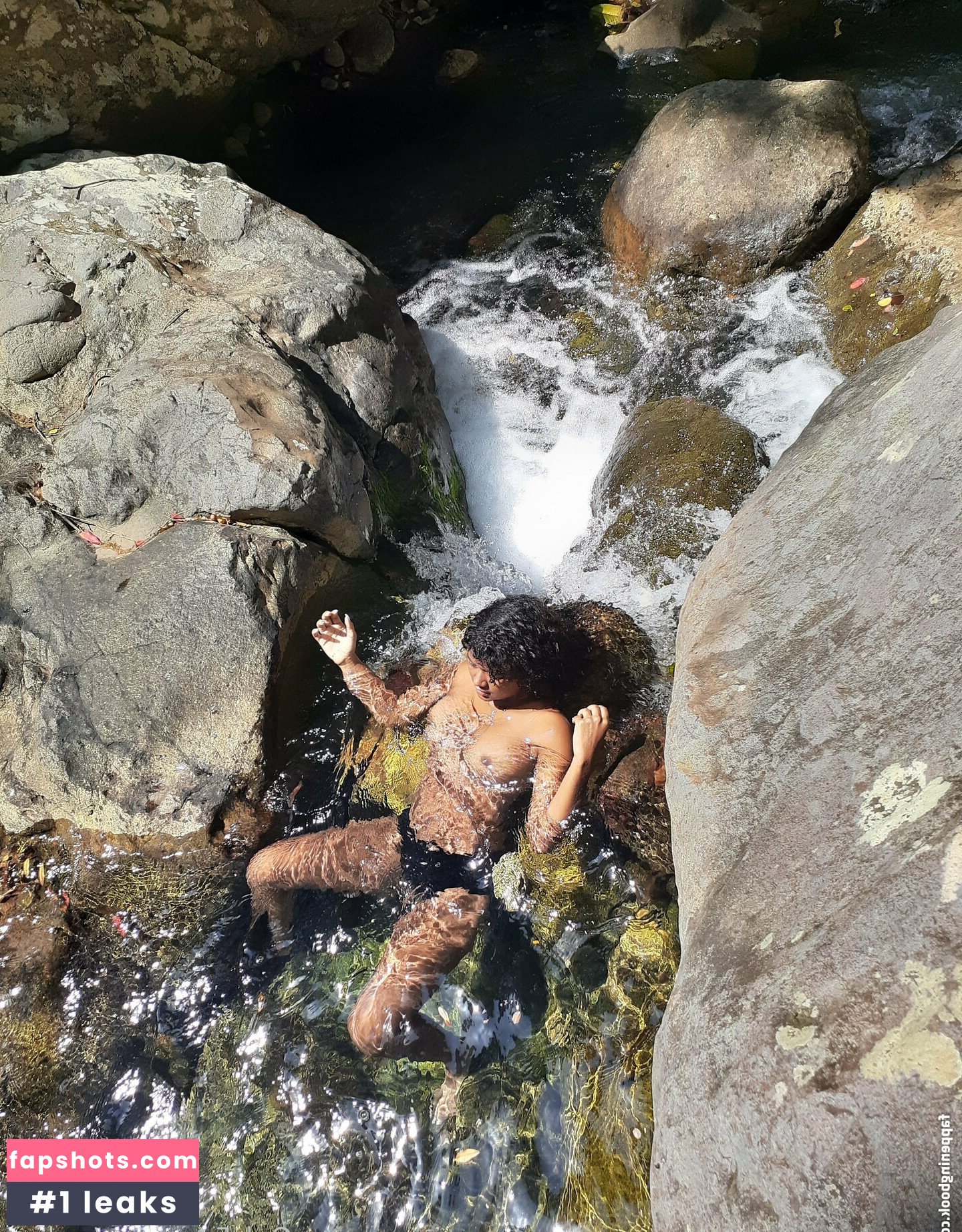 zadaayamor nude babe gallery