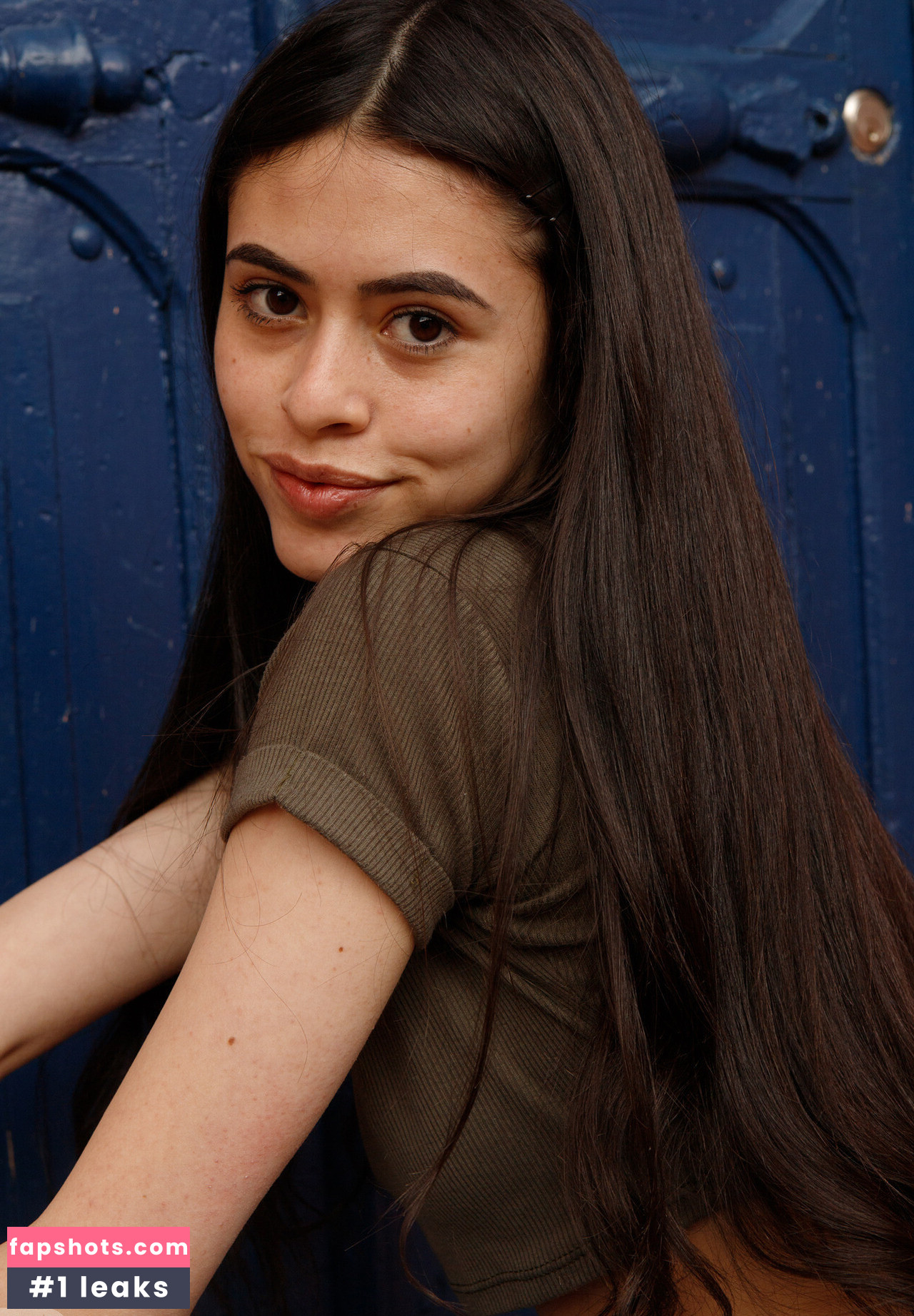 Zaheera Juni gallery photo #2